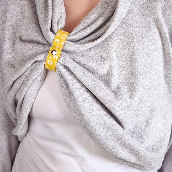 Yellow Leopard Print Breastfeeding Clothing Clip V2